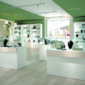 staklene vitrine i pultevi